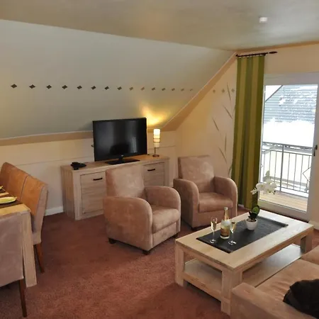 Apartment Haus Stilleben