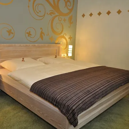 Apartment Haus Stilleben *
