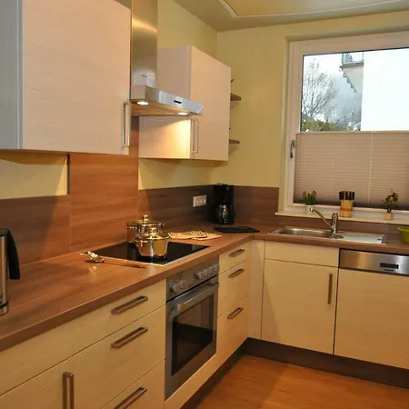 Apartment Haus Stilleben
